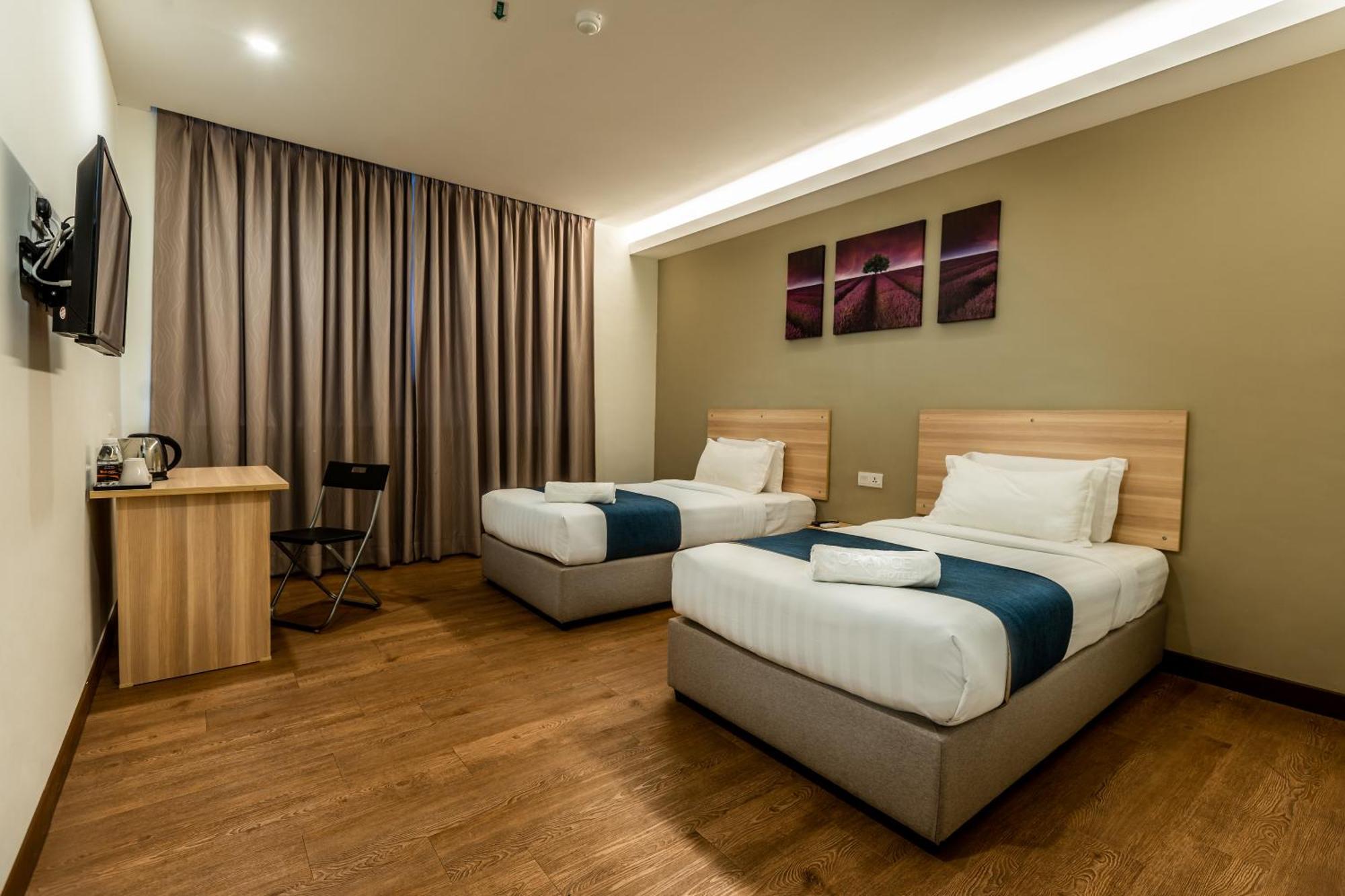 1 Orange Hotel Klia & Klia2 Sepang Exterior photo