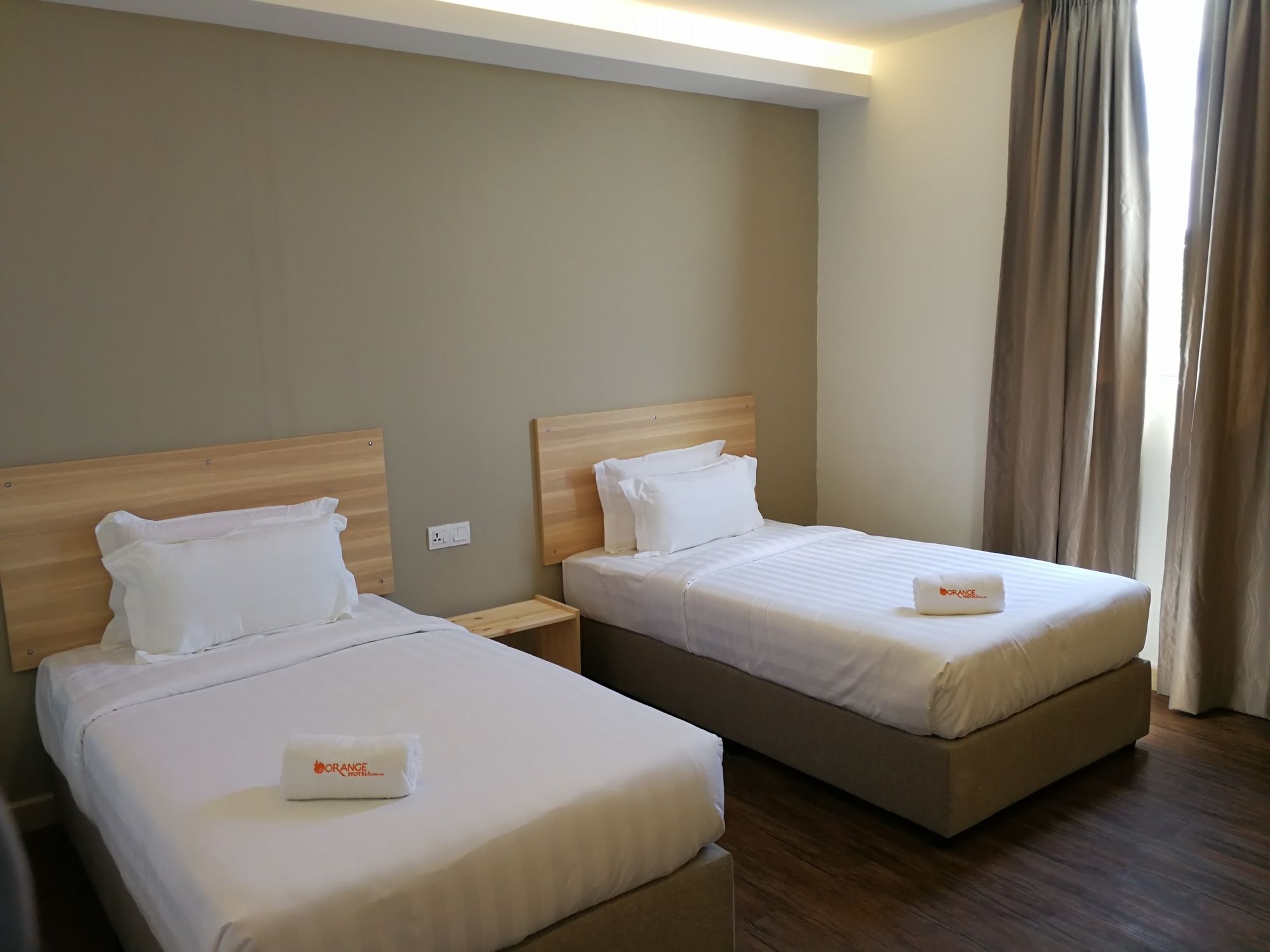 1 Orange Hotel Klia & Klia2 Sepang Exterior photo